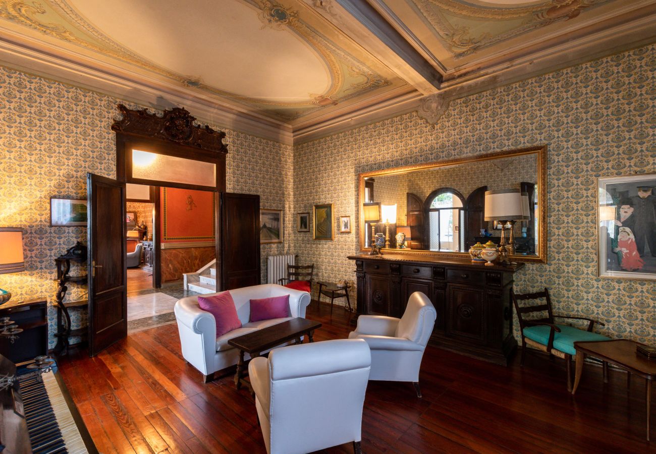 Villa a Toscolano-Maderno - Villa Excelsior Toscolano Maderno