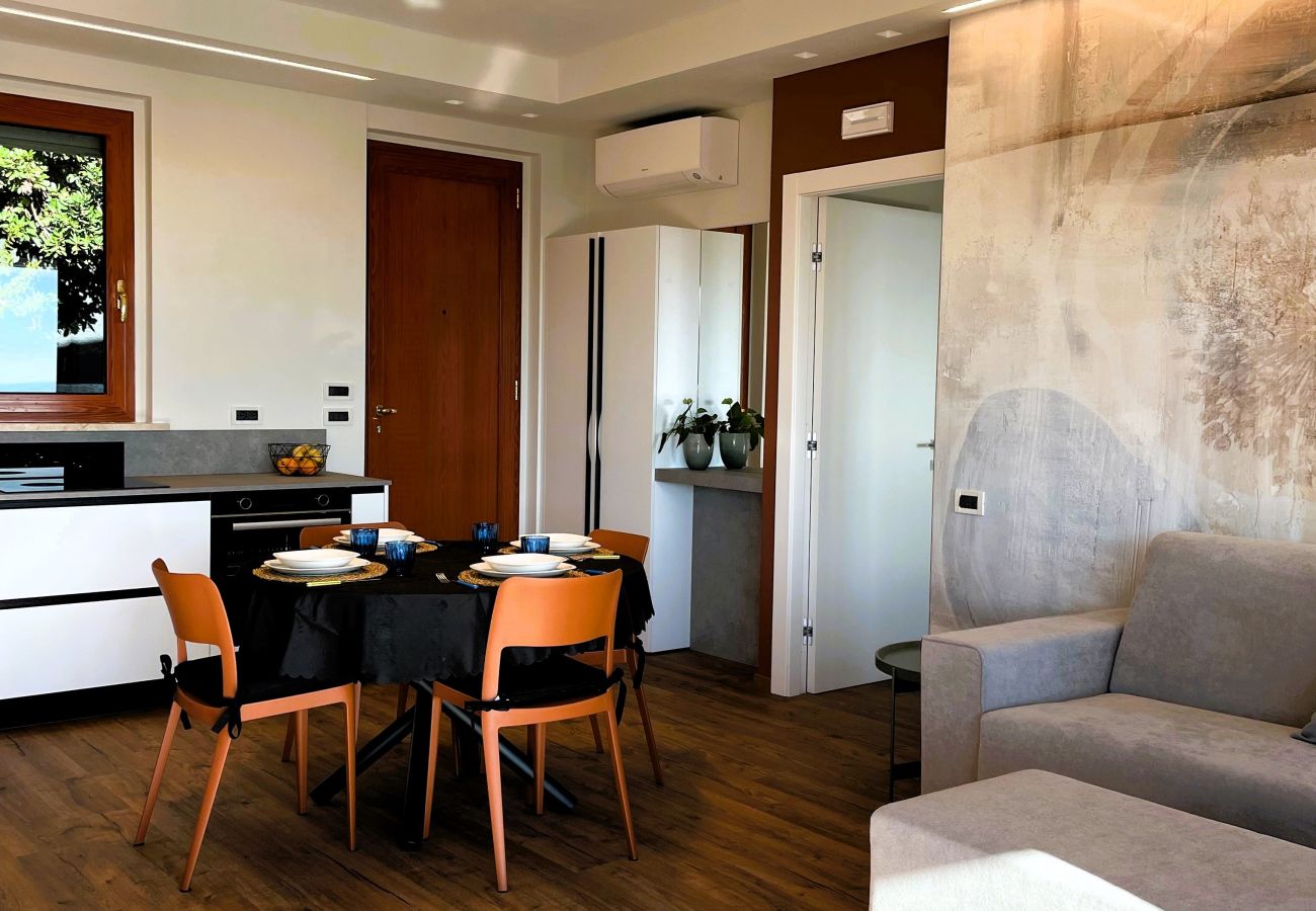 Appartamento a Padenghe sul Garda - Casa Pratello