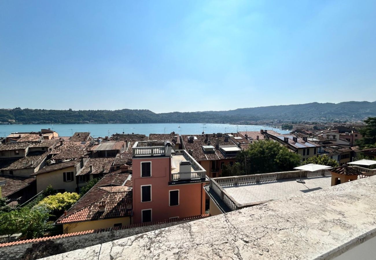 Ferienwohnung in Salò - Mansarda del Gallo