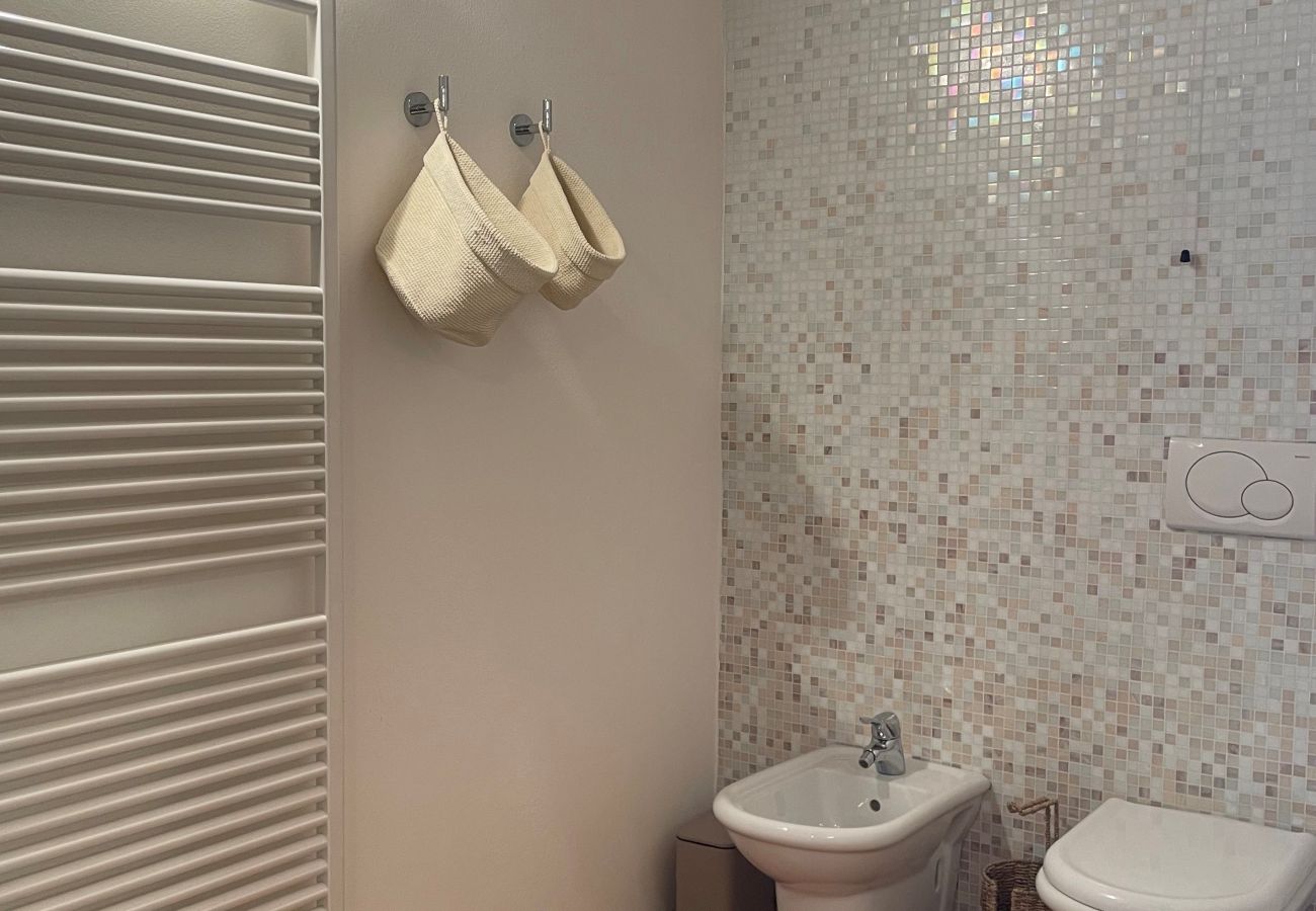Ferienwohnung in Salò - Mansarda del Gallo