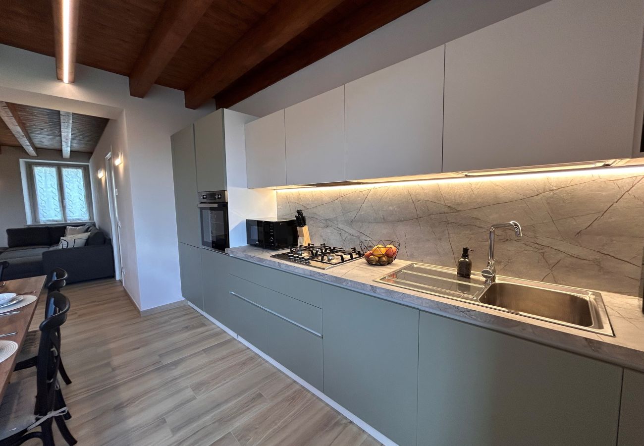Ferienwohnung in Polpenazze del Garda - Borgo Alba Lake View Apartment