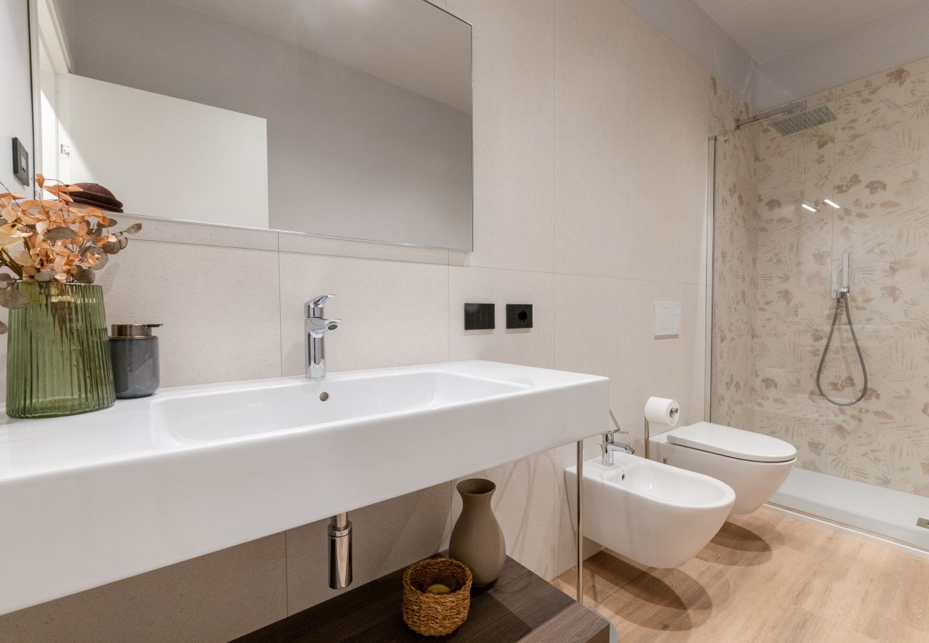 Ferienwohnung in San Felice del Benaco - Villa Aqua_Lydia Suite Apartment