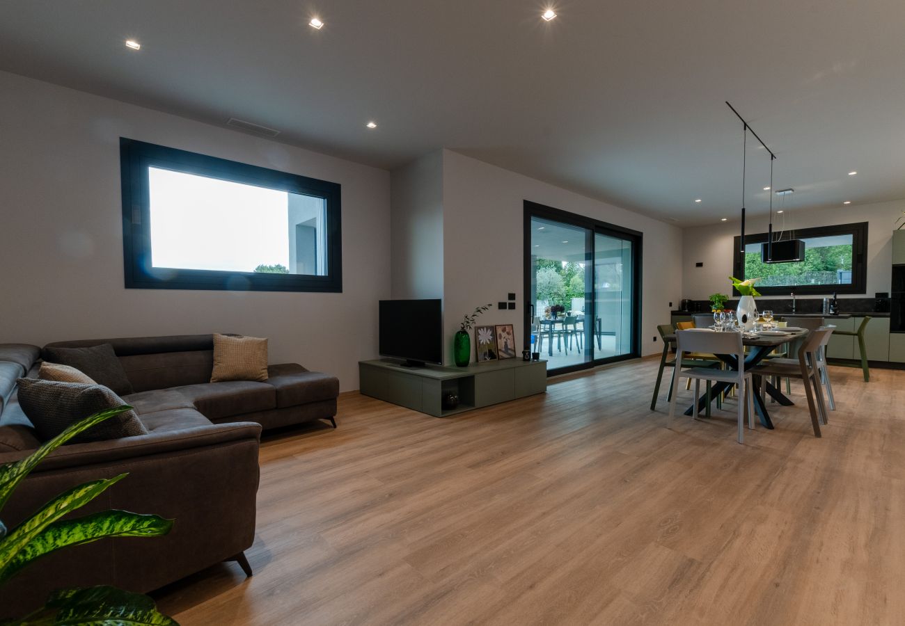 Ferienwohnung in San Felice del Benaco - Villa Aqua_Giuly Suite Apartment