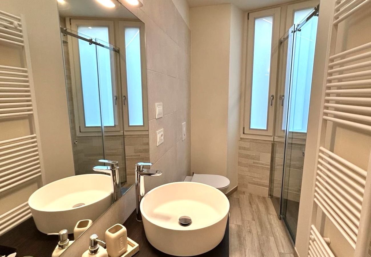 Apartment in Toscolano-Maderno - Casa Piccolo