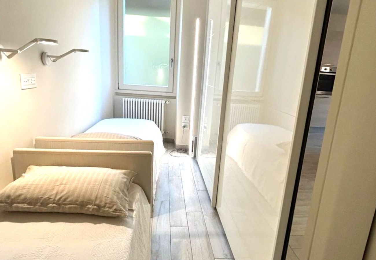 Apartment in Toscolano-Maderno - Casa Piccolo