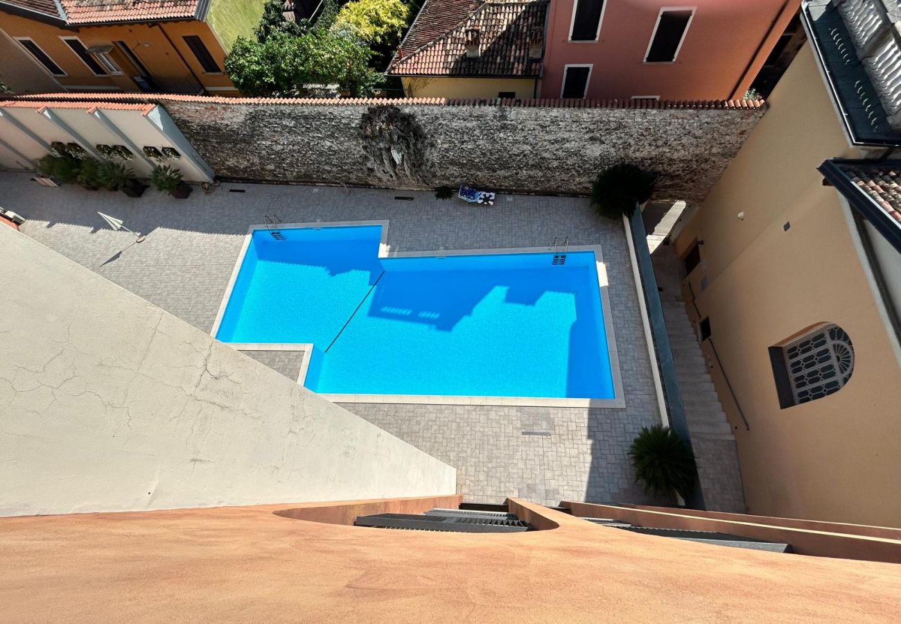 Apartment in Salò - Mansarda del Gallo