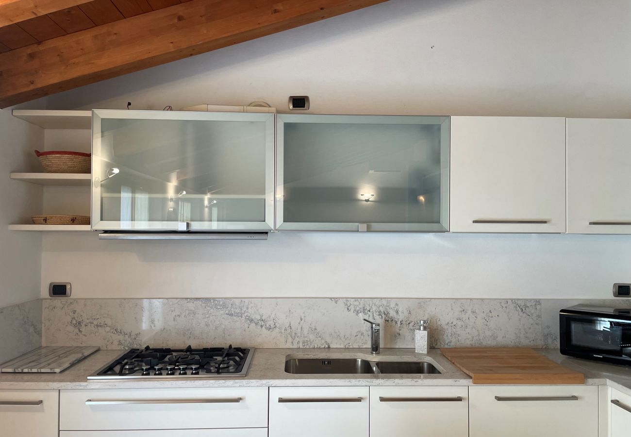 Apartment in Salò - Mansarda del Gallo