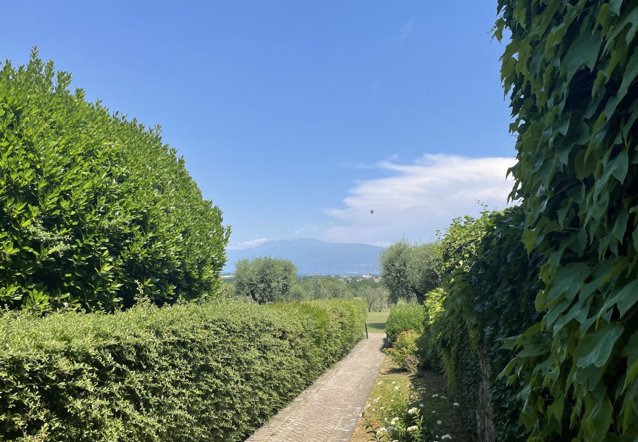 Apartment in Soiano del Lago - Garda Golf Country Chic Home