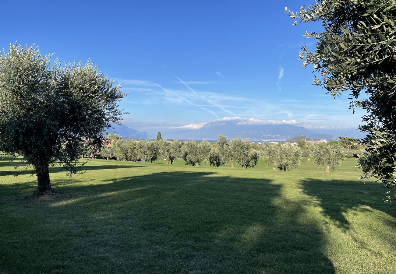 Apartment in Soiano del Lago - Garda Golf Country Chic Home