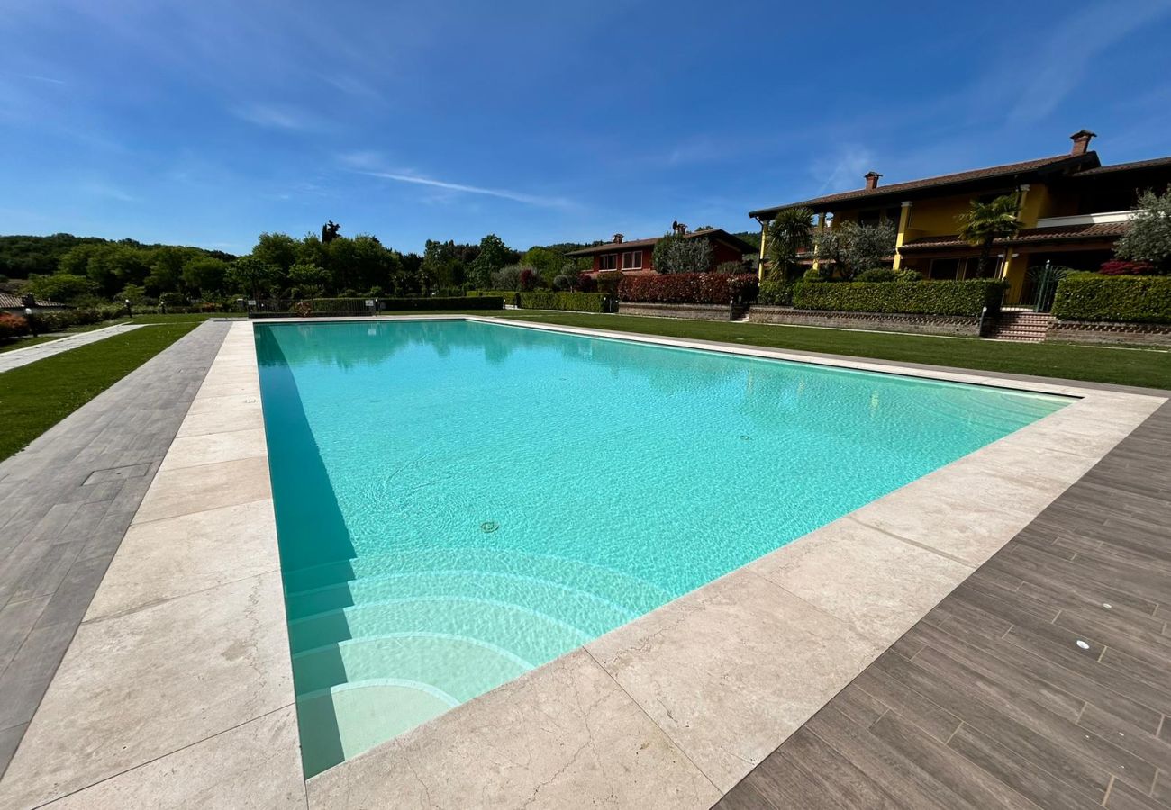 Apartment in Padenghe sul Garda - Gardasole 45
