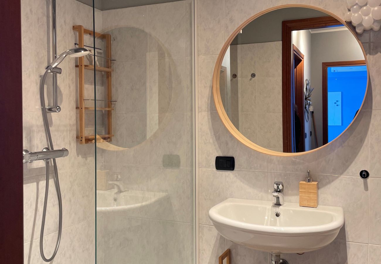 Apartment in Moniga del Garda - Casa Magenta