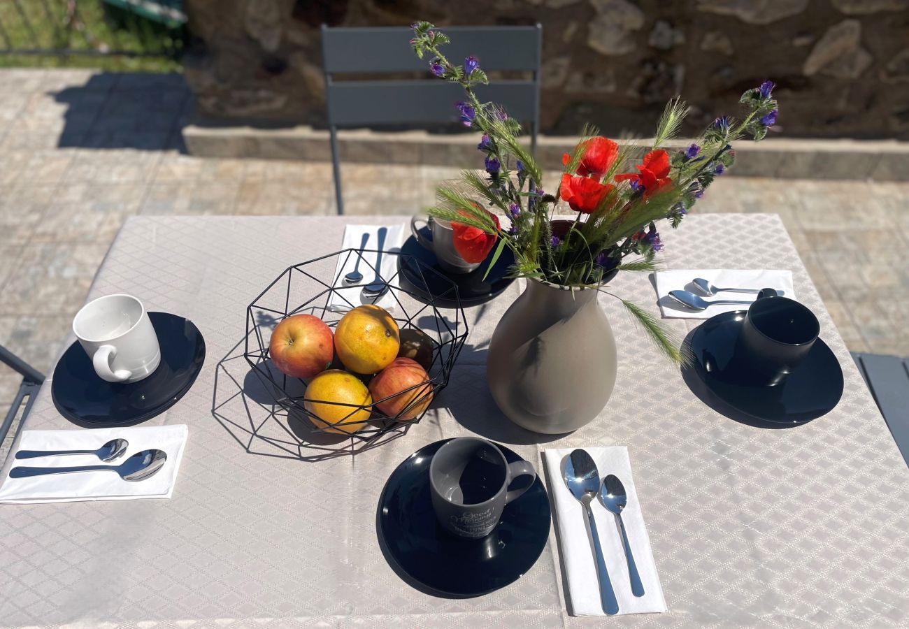 Apartment in Polpenazze del Garda - Il cottage di Borgo Alba