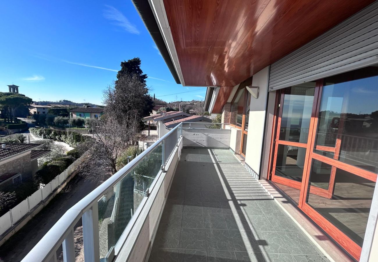 Apartment in Padenghe sul Garda - Casa Pratello